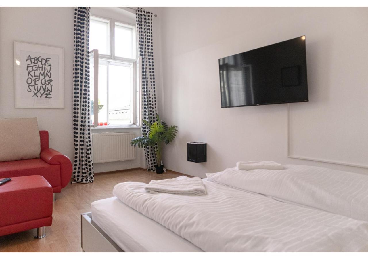 Viennese 3Br Apt. Near Wiener Stadthalle & Central Apartamento Exterior foto