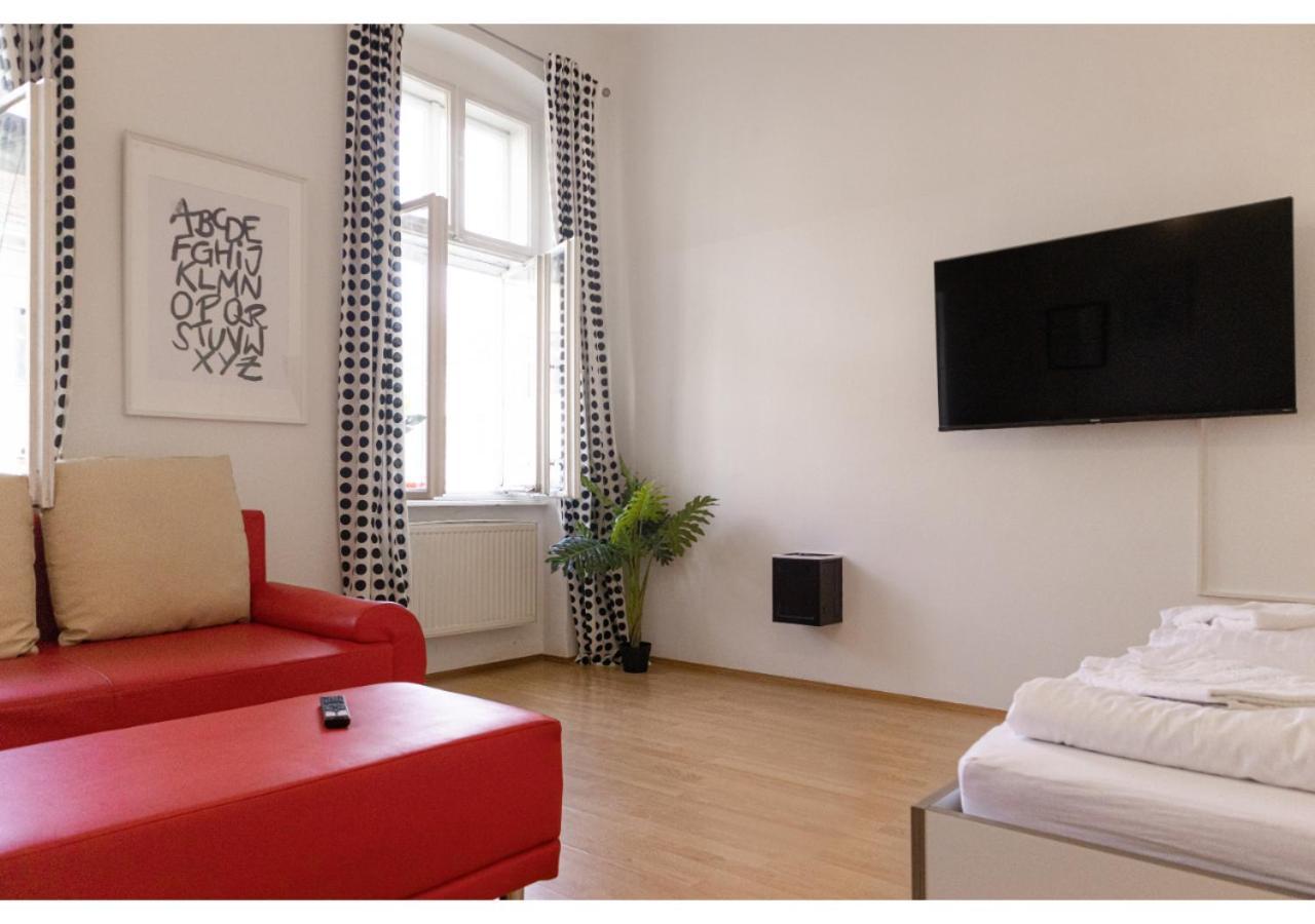 Viennese 3Br Apt. Near Wiener Stadthalle & Central Apartamento Exterior foto